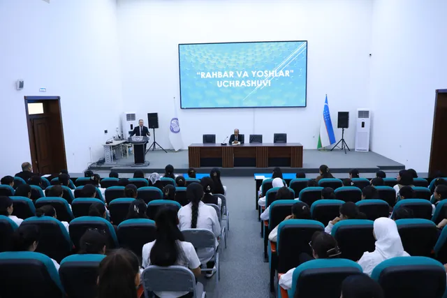 Rektor Pedagogika fakulteti talabalari bilan uchrashdi