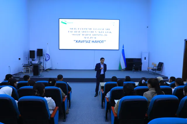 “Kelajak soati” rukni doirasida “Xavfsiz hayot” mavzusida ma’rifiy darslar o‘tkazildi