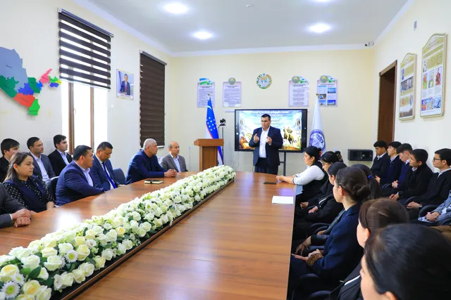 “Tarix fanining dolzarb muammolari va yechimlari” mavzusida ilmiy seminar o‘tkazildi