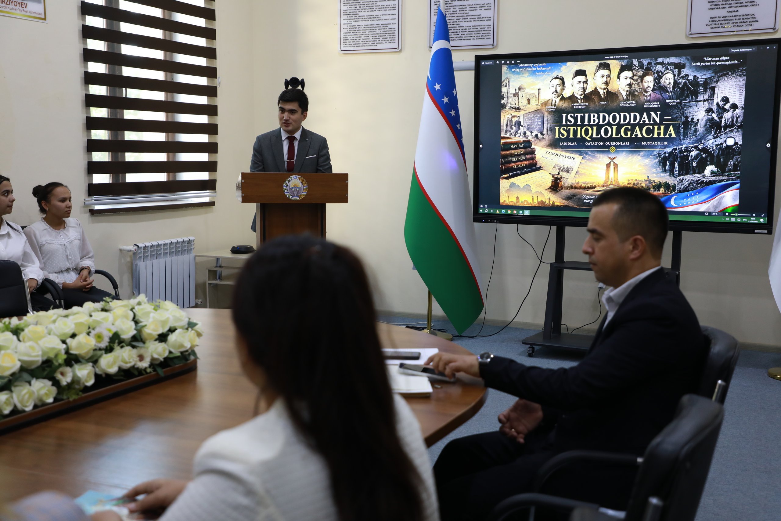 “Istibdoddan – istiqlolgacha” mavzusida davra suhbati o‘tkazildi