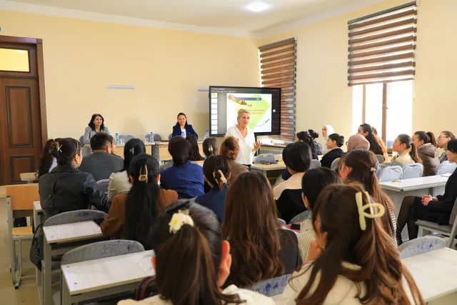 Rus tilini o‘rganishda kognitiv va kommunikativ yondashuvlar bo‘yicha seminar-trening o‘tkazildi