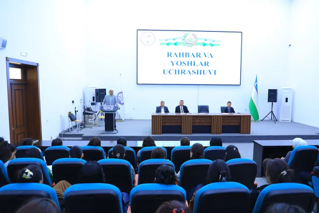 “Yoshlar kuni” doirasida talabalar bilan ochiq muloqot o‘tkazildi