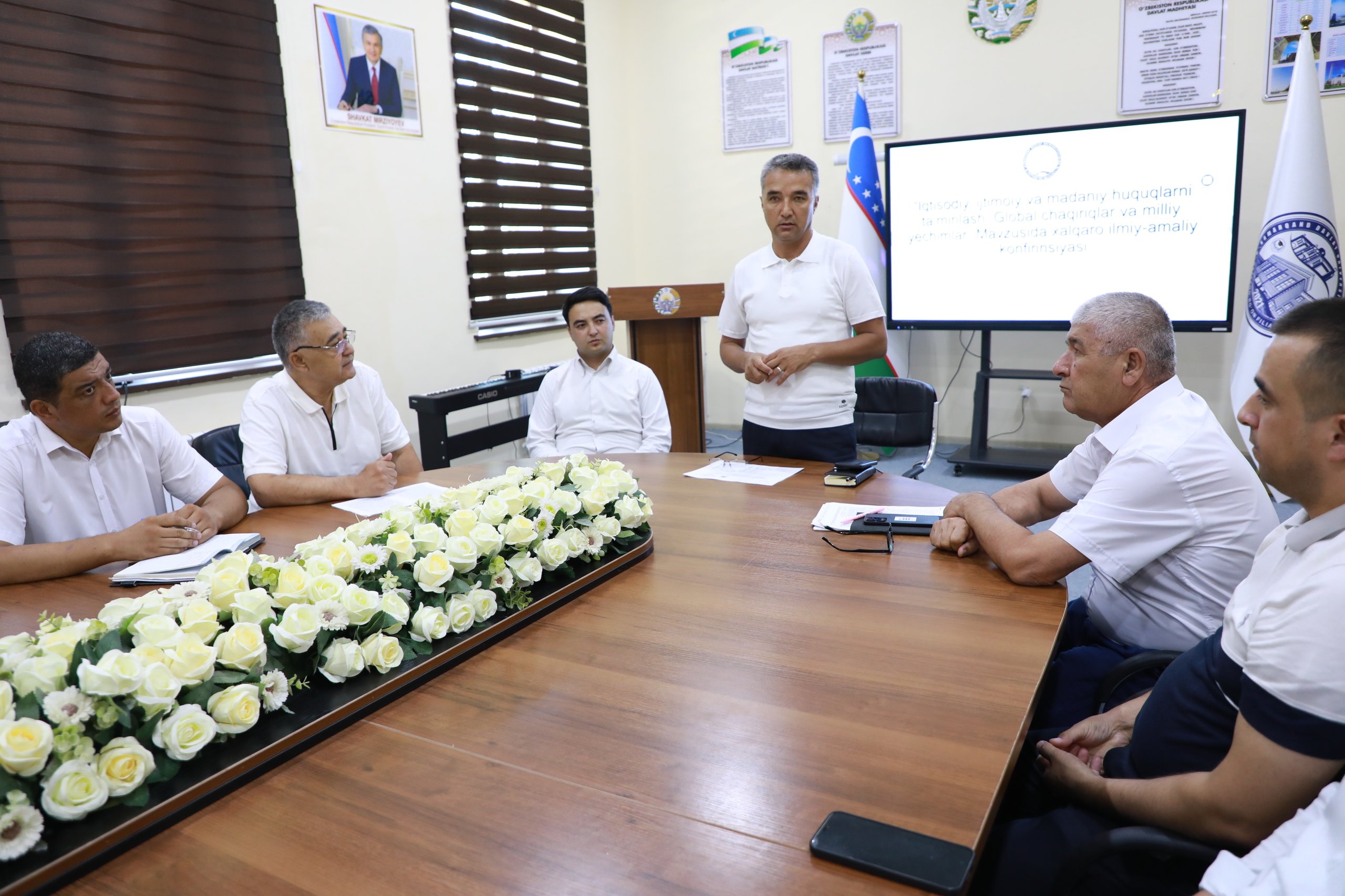 Iqtisodiy, ijtimoiy va madaniy huquqlarni ta’minlash mavzusida davra suhbati o‘tkazildi