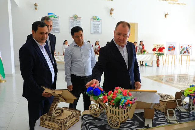 “Yosh texnologlarning ijodiy ishlari” ko‘rgazmasi o‘tkazildi