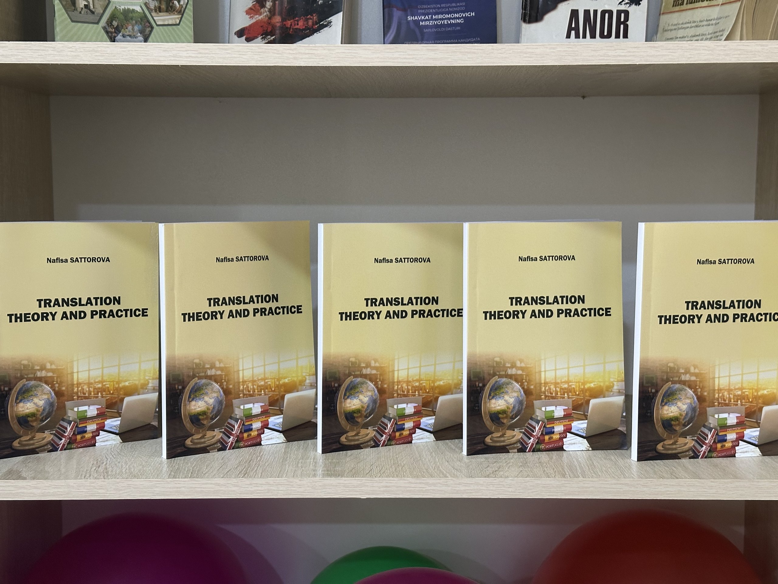 Kafedra oyligi doirasida “Translation Theory and Practice” qo‘llanmasi namoyish etildi