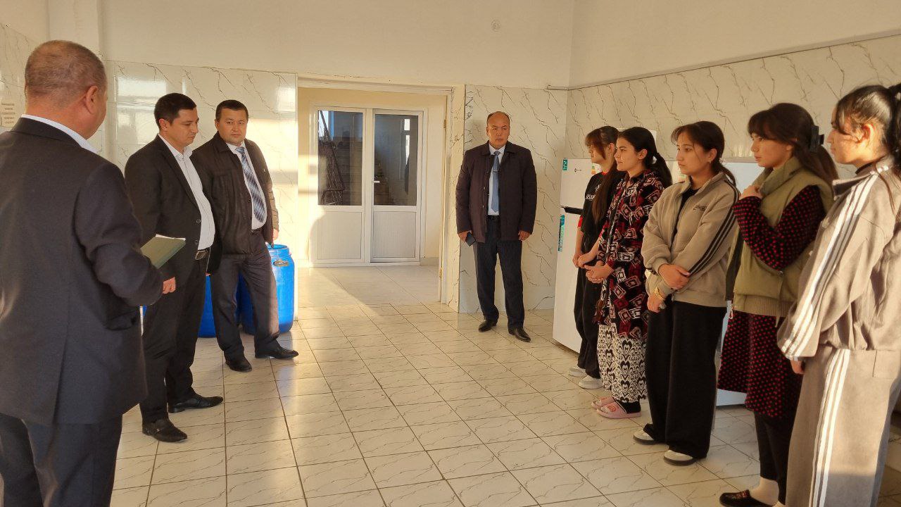 PEDAGOGIKA FAKULTETI RAHBARIYATI TALABALAR TURAR JOYLARIDA MONITORING O‘TKAZDI