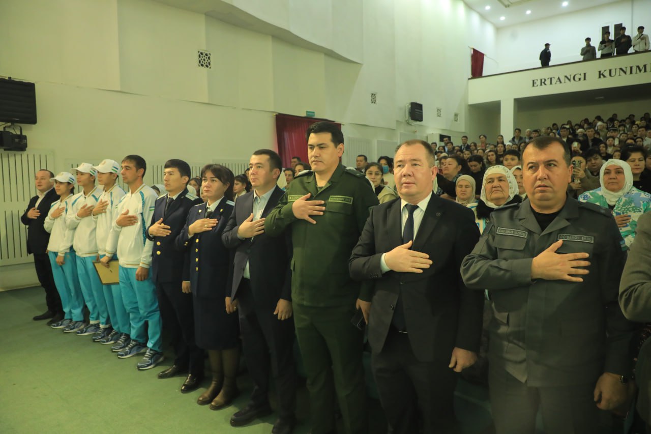 INSTITUT JAMOASI DRAMA TEATRIDAGI KONSTITUTSIYA TADBIRIDA