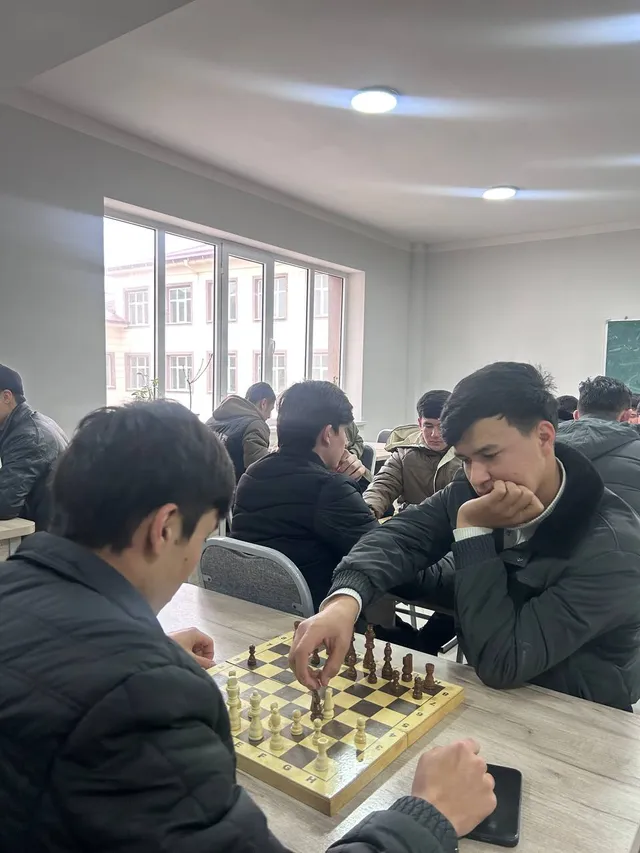 Kafedra oyligi doirasida shaxmat musobaqasi tashkil etildi
