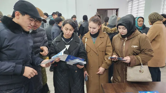 Mehnat yarmarkasida bitiruvchi kurs talabalari ishtirok etdi