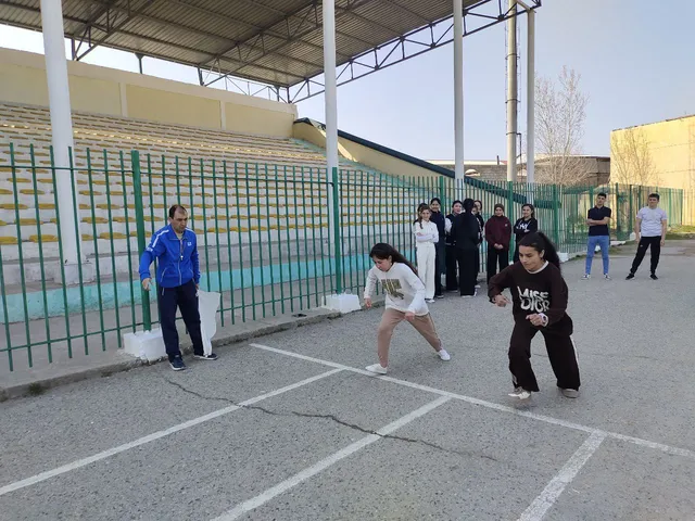 “Amir Temur vorislari” harbiy-sport musobaqasi fakultet bosqichi o‘tkazildi