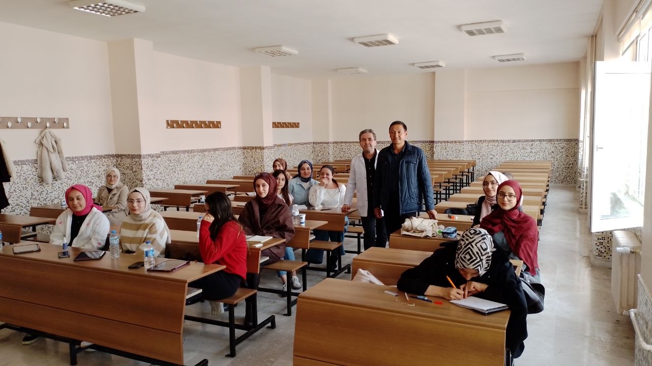 Selcuk universitetida malaka oshirish: xalqaro hamkorlik va tajriba almashinuvi