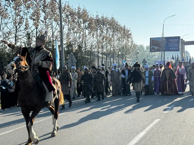 “Sog‘lom hayot uchun 5000 qadam!” shiori ostida ommaviy yurish marafoni o‘tkazildi