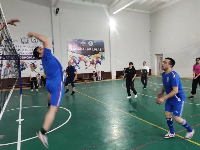 Professor-o‘qituvchilar o‘rtasida voleybol musobaqasi tashkil etildi