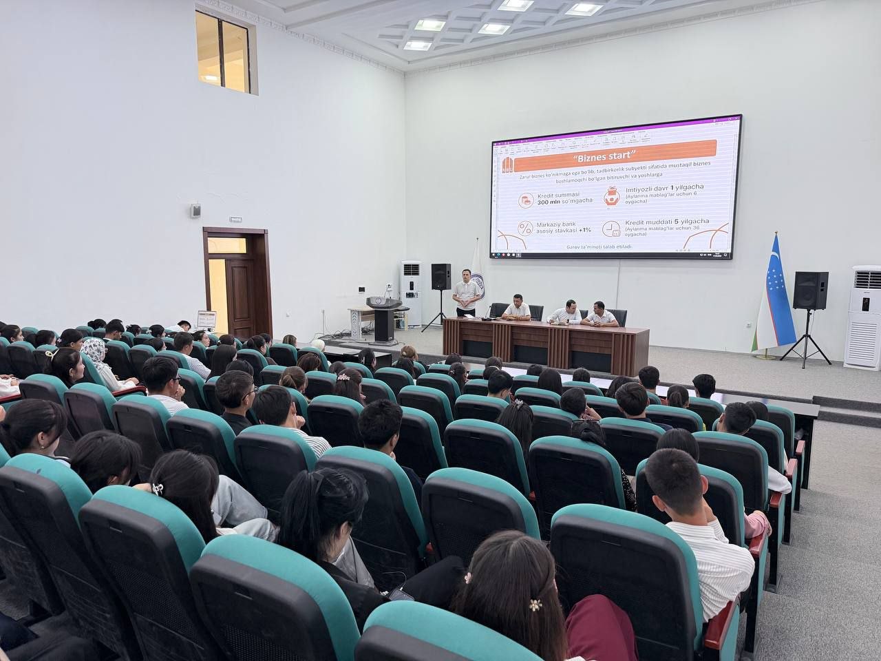 “Karyera kuni”: bitiruvchilar uchun amaliy seminar-trening